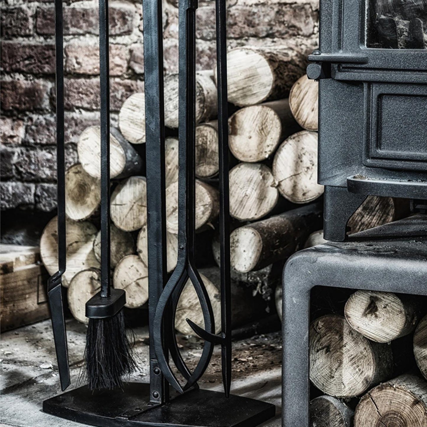 Horsens Iron Fireside Companion Set - Skandi London