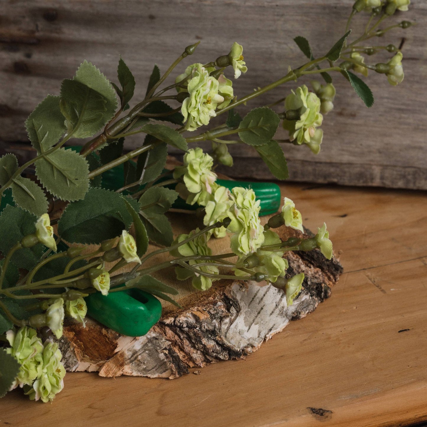 Skandi London Green Wild Meadow Rose - Skandi London