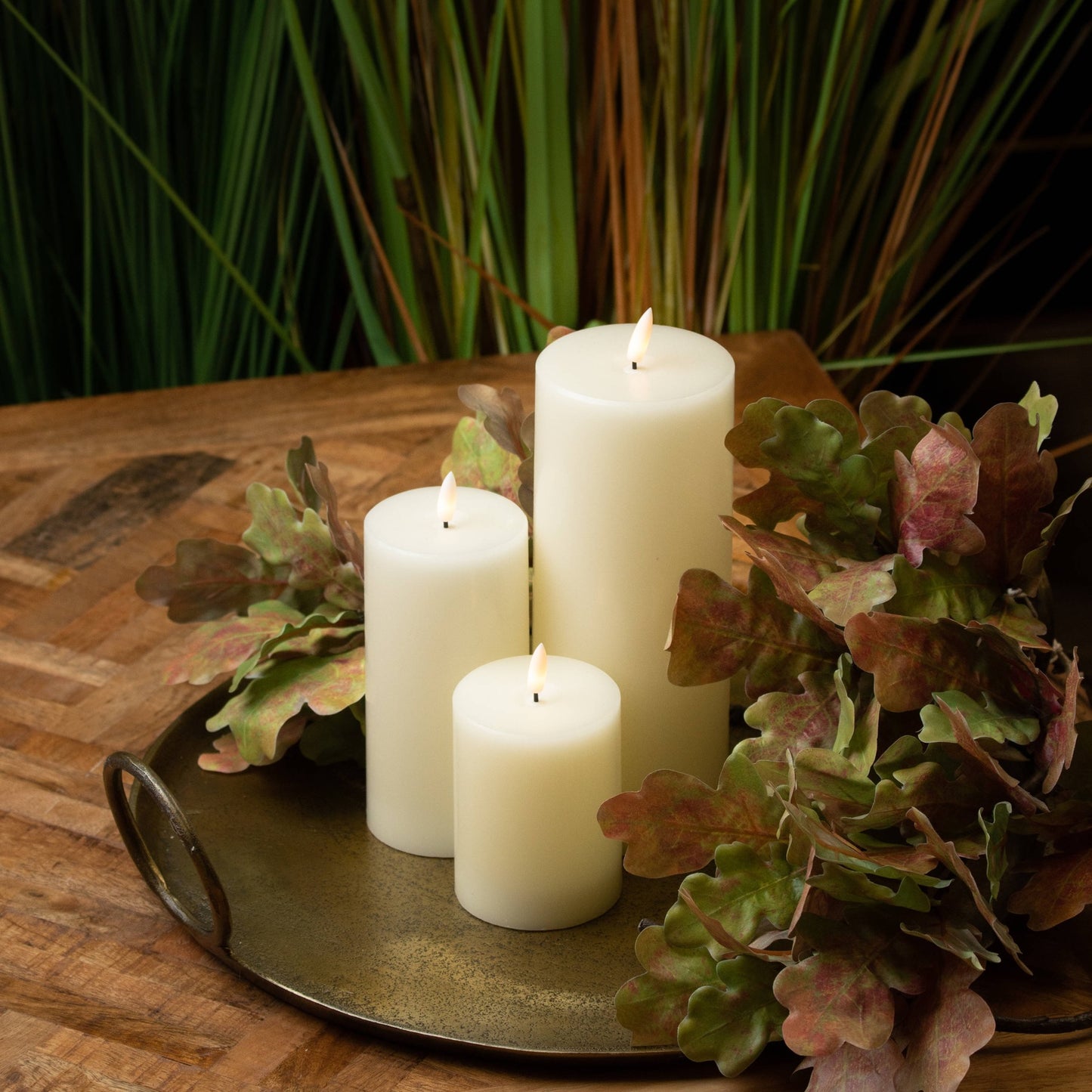 Luksus Collection Natural Glow 3 x 6 LED Cream Candle - Skandi London