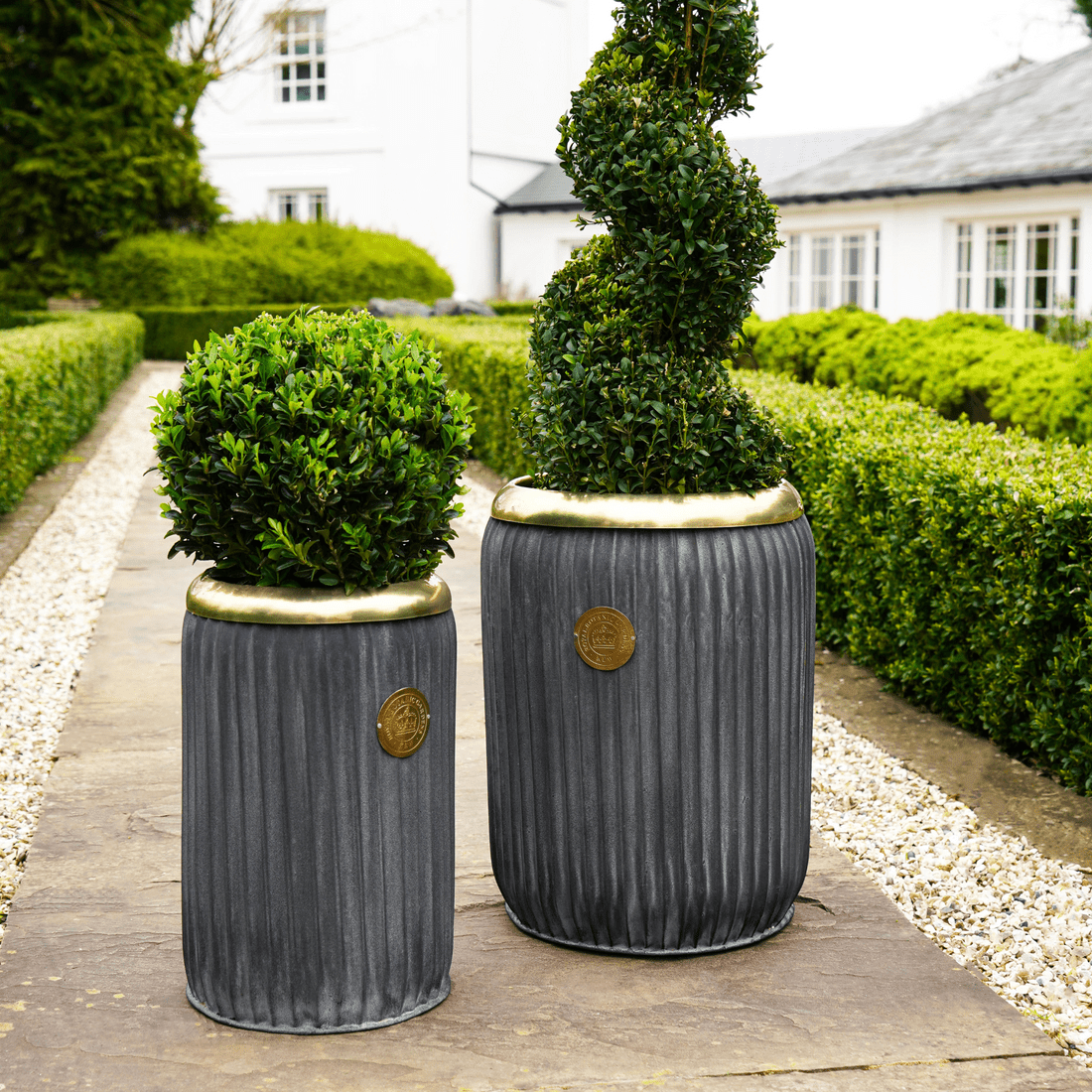 Skandi London Timeless Rounded Outdoor Planter in Lead - Large - Skandi London