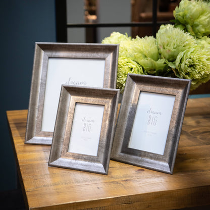 Hvols Matt Silver 5X7 Frame - Skandi London