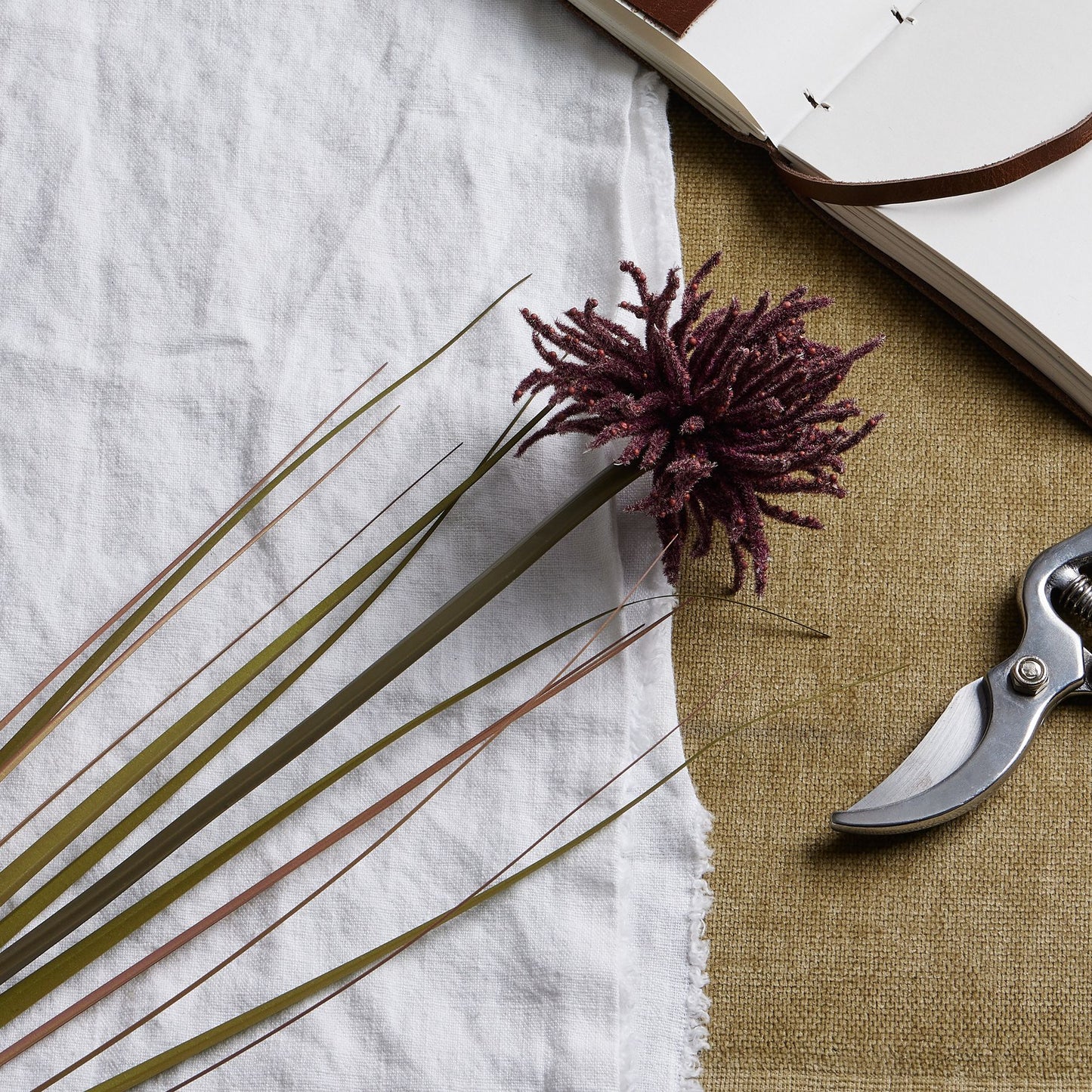 Skandi London Burgundy Aster Spider Chrysanthemum Stem - Skandi London